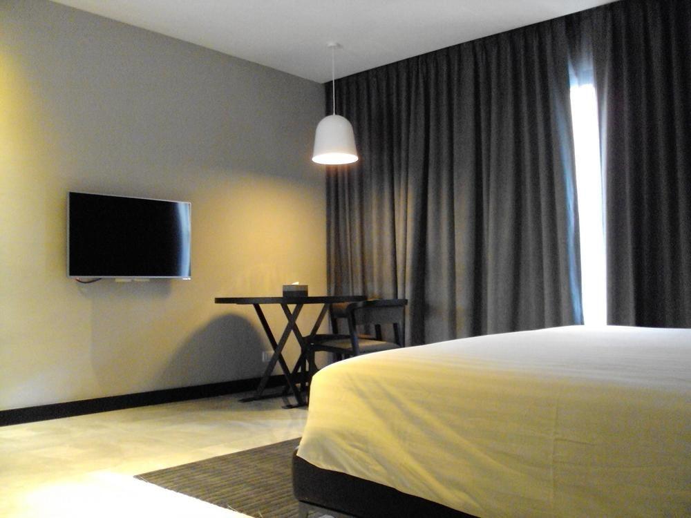 S Ratchada Leisure Hotel - Sha Plus Μπανγκόκ Εξωτερικό φωτογραφία A room at the hotel