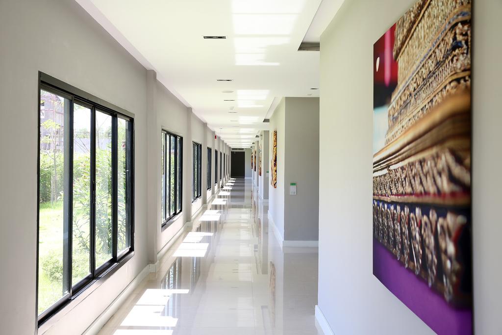 S Ratchada Leisure Hotel - Sha Plus Μπανγκόκ Εξωτερικό φωτογραφία Interior of the school