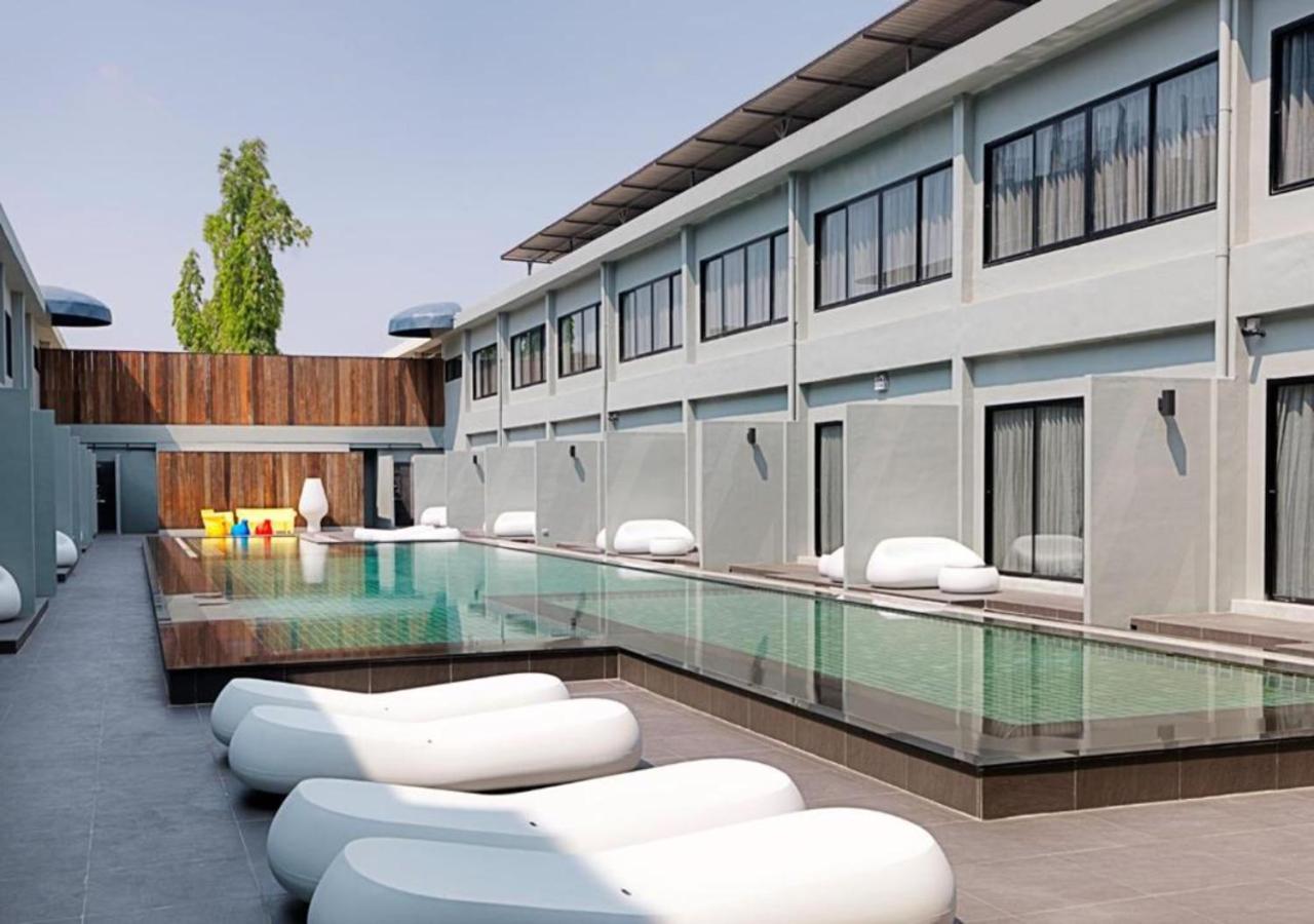 S Ratchada Leisure Hotel - Sha Plus Μπανγκόκ Εξωτερικό φωτογραφία The hotel's pool