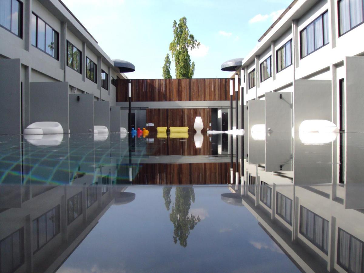S Ratchada Leisure Hotel - Sha Plus Μπανγκόκ Εξωτερικό φωτογραφία The 2007–2008 building